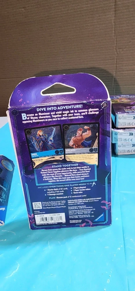 Disney Lorcana Ursula's Return Starter Deck Sapphire & Steel (EN) – zadní strana balení